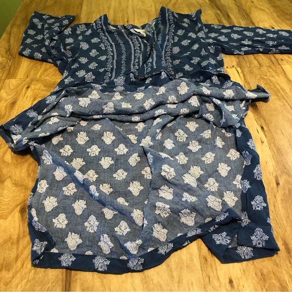 J Jill Blue Eastern Pattern Lightweight Tunic Top Shirt Womens Size Medium - Picture 6 of 10